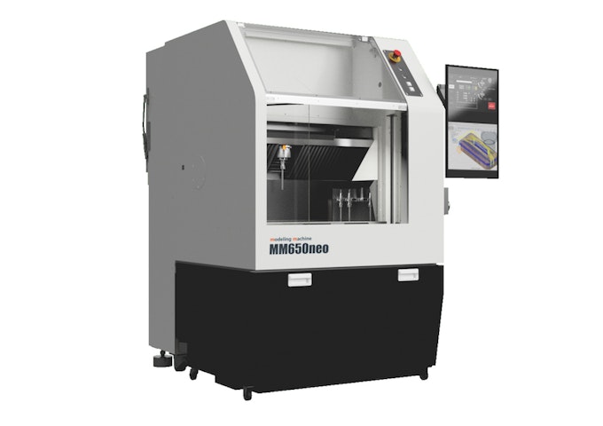 熟練が必要な切削加工機の作業状況を遠隔から見える化し、誰もが簡単に使える機器へ