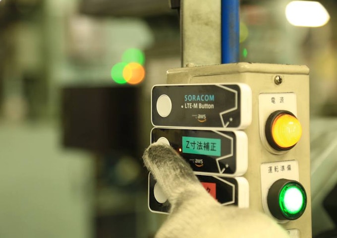 老舗工場の生産ラインの停止理由をデジタル化し、データ分析で業務改善